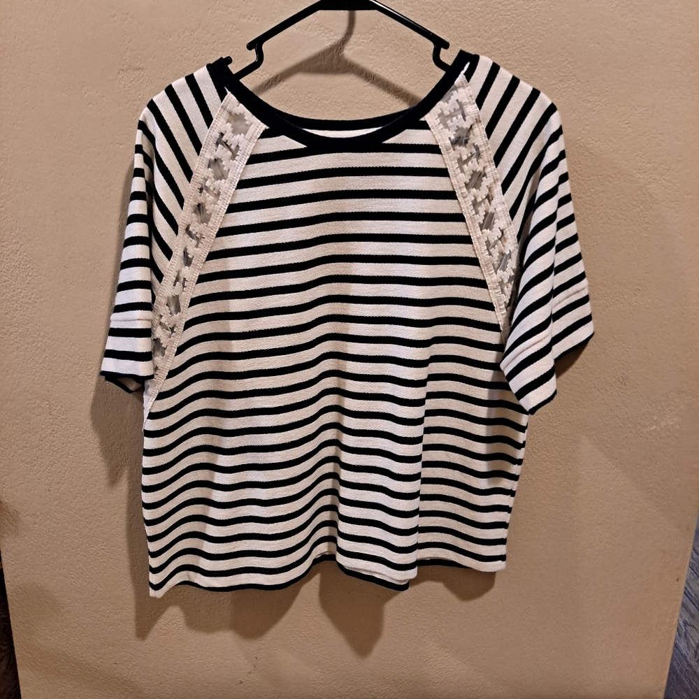 Women's Loose Crop Top